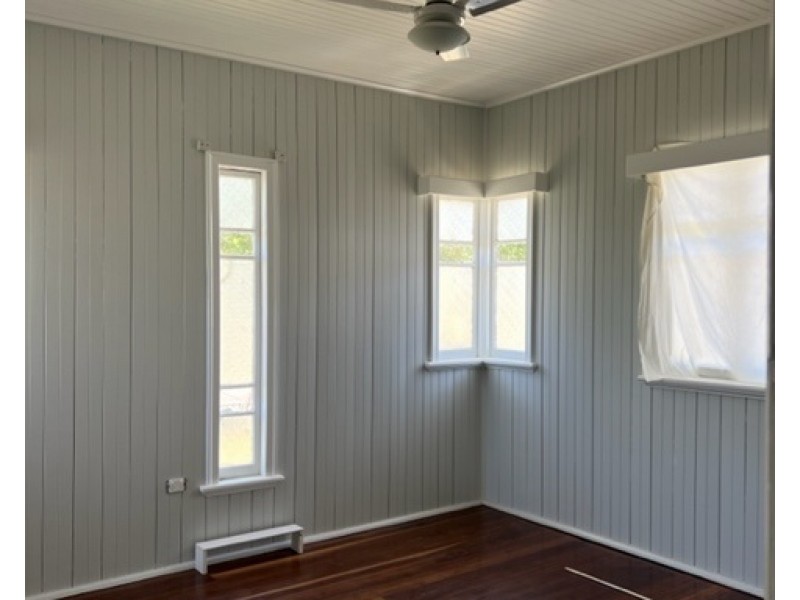 35 Margaret Street, Yarraman QLD 4614