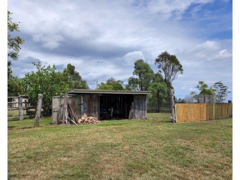 195 Wild Deer Drive, Blackbutt QLD 4306