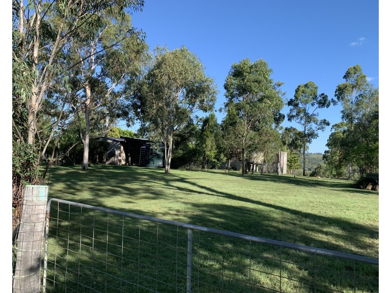 195 Wild Deer Drive, Blackbutt QLD 4306