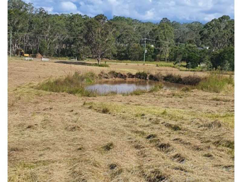 38 Emerson Road, Blackbutt QLD 4306