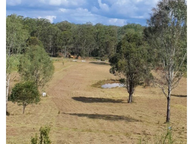 38 Emerson Road, Blackbutt QLD 4306