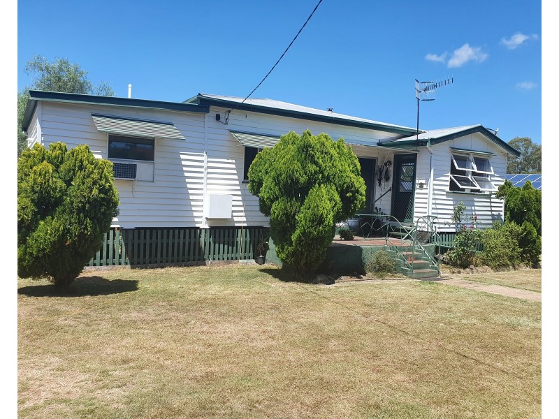 18-20 Barr Smith Street, Yarraman QLD 4614