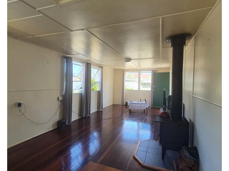 18-20 Barr Smith Street, Yarraman QLD 4614