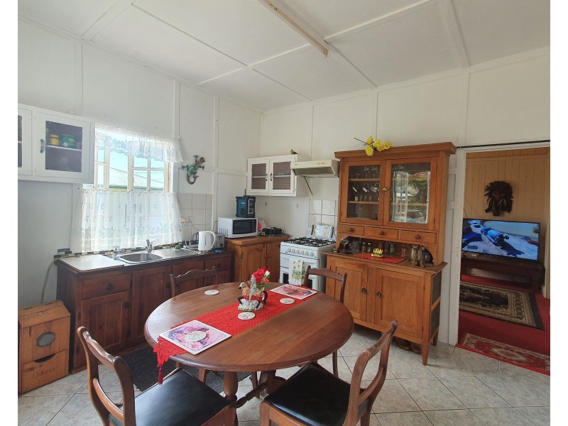 23 Margaret Street, Yarraman QLD 4614