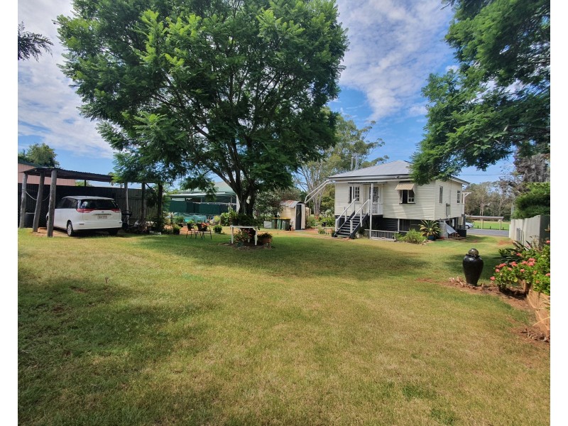 23 Margaret Street, Yarraman QLD 4614