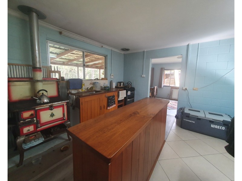 198 Franks Rd, Taromeo QLD 4306