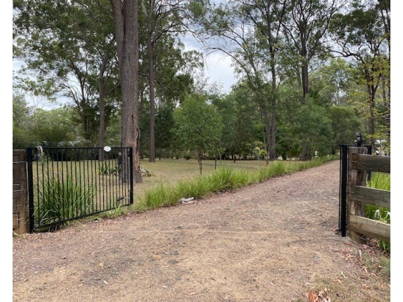 59 Lorna Court, Blackbutt QLD 4306