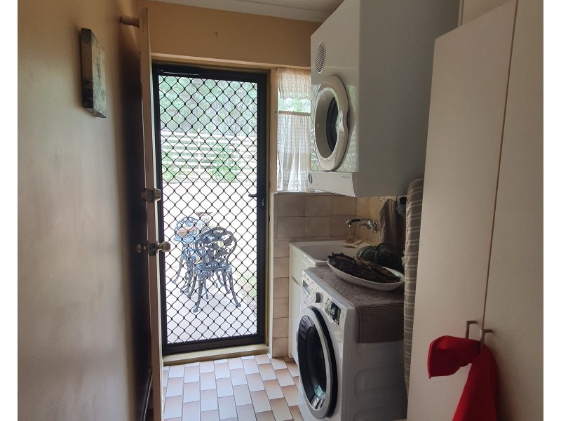 59 Lorna Court, Blackbutt QLD 4306