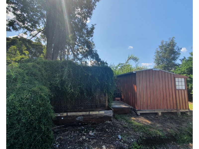 35 David Street, Linville QLD 4306