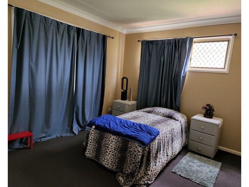 23 James Street, Blackbutt QLD 4306