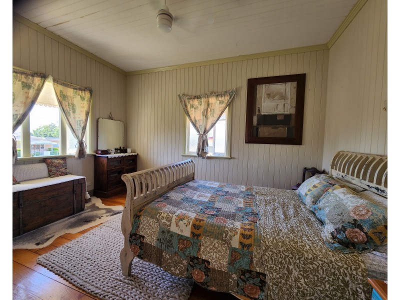 11 Ann Street, Yarraman QLD 4614