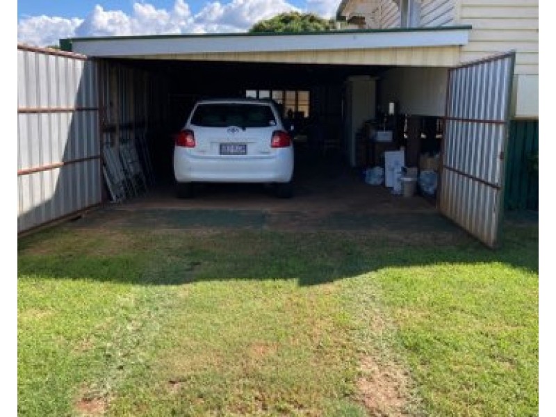 11 Ann Street, Yarraman QLD 4614