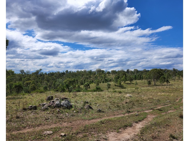 62 Wild Deer Drive, Blackbutt QLD 4306