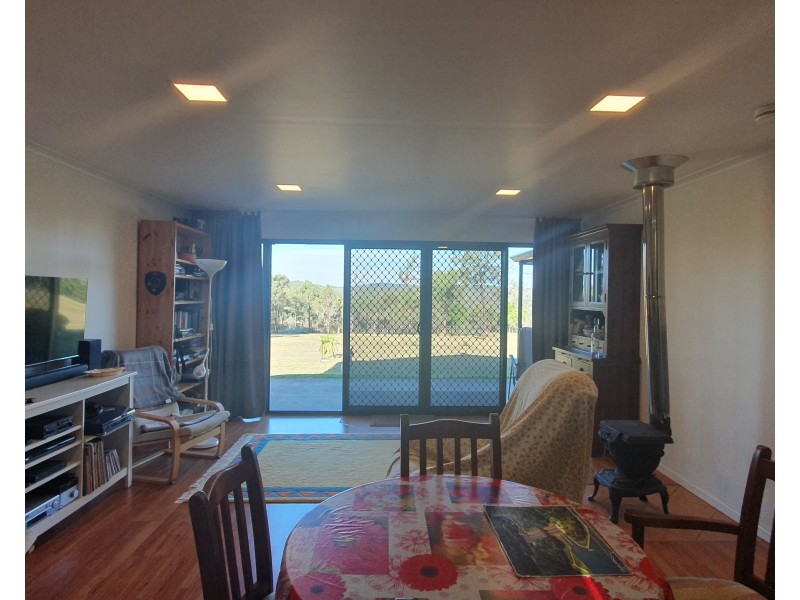 342 STRETTON DRIVE, Blackbutt QLD 4306