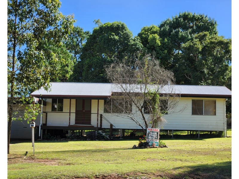 28 Fern Street, Blackbutt QLD 4306