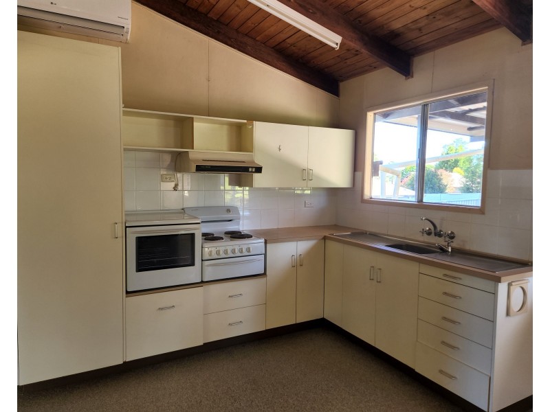 28 Fern Street, Blackbutt QLD 4306