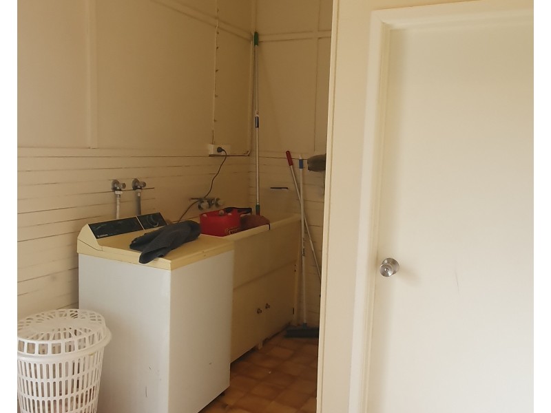 3 Munro Street, Cooyar QLD 4402