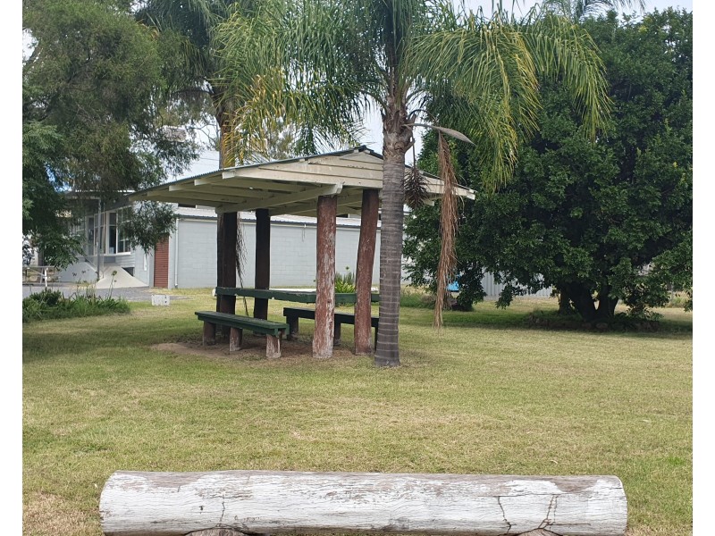 3 Munro Street, Cooyar QLD 4402