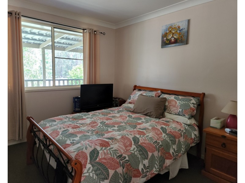 160 GILLILAND CRES.,, Blackbutt QLD 4306