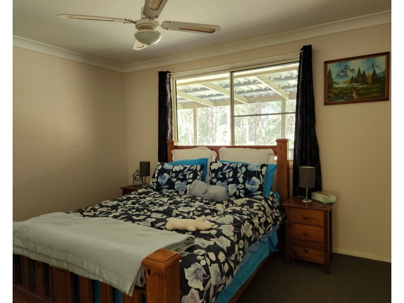 160 GILLILAND CRES.,, Blackbutt QLD 4306
