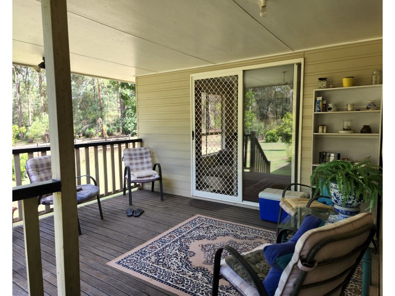 160 GILLILAND CRES.,, Blackbutt QLD 4306