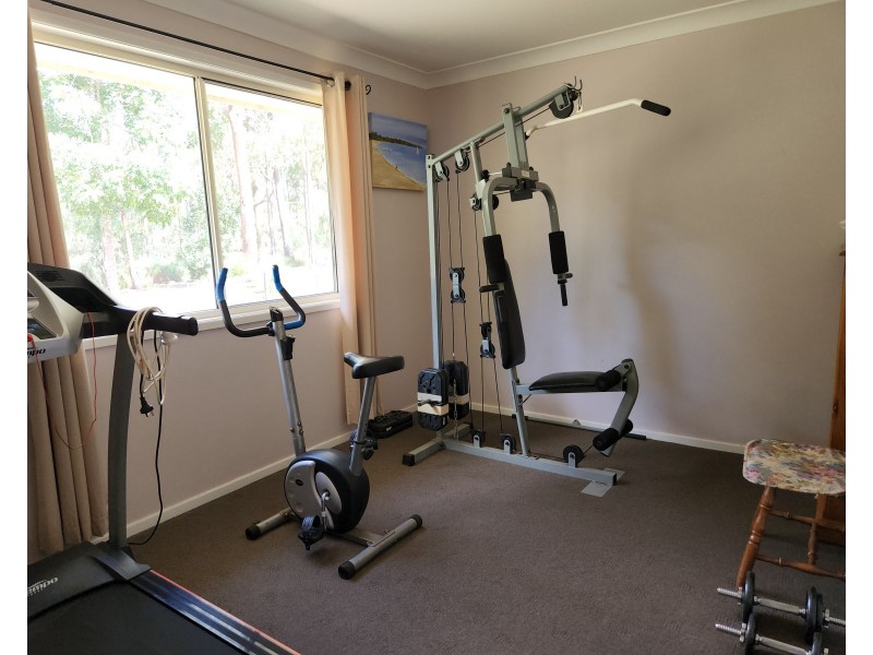 160 GILLILAND CRES.,, Blackbutt QLD 4306