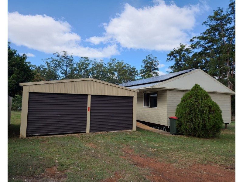 160 GILLILAND CRES.,, Blackbutt QLD 4306