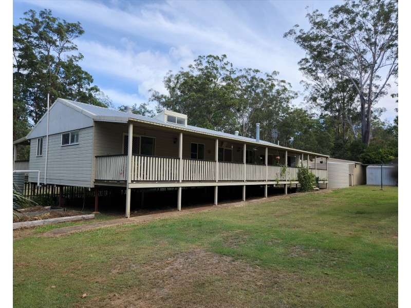 160 GILLILAND CRES.,, Blackbutt QLD 4306