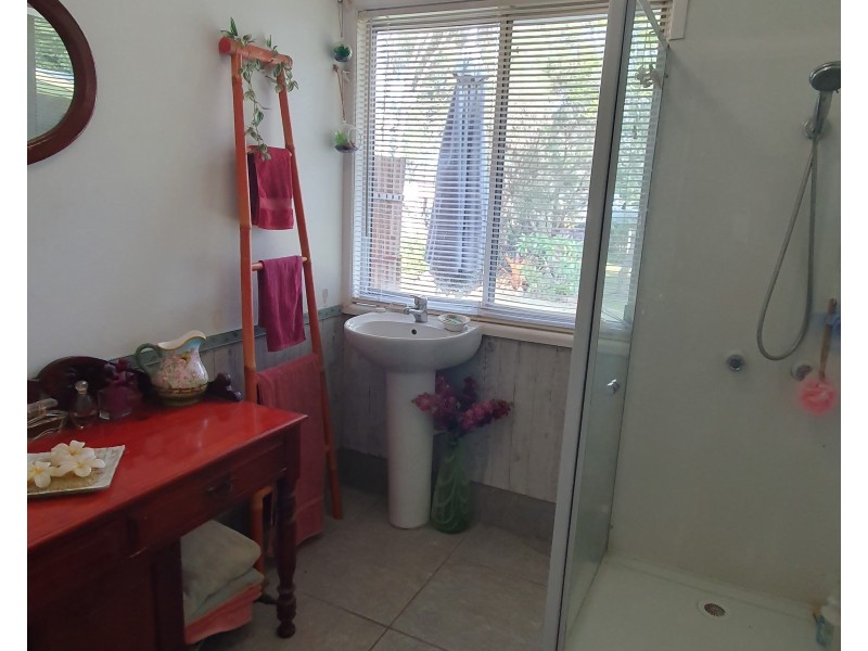35 Fern Street, Blackbutt QLD 4306