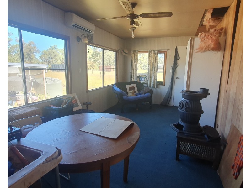 2 Clarence Street, Cooyar QLD 4402