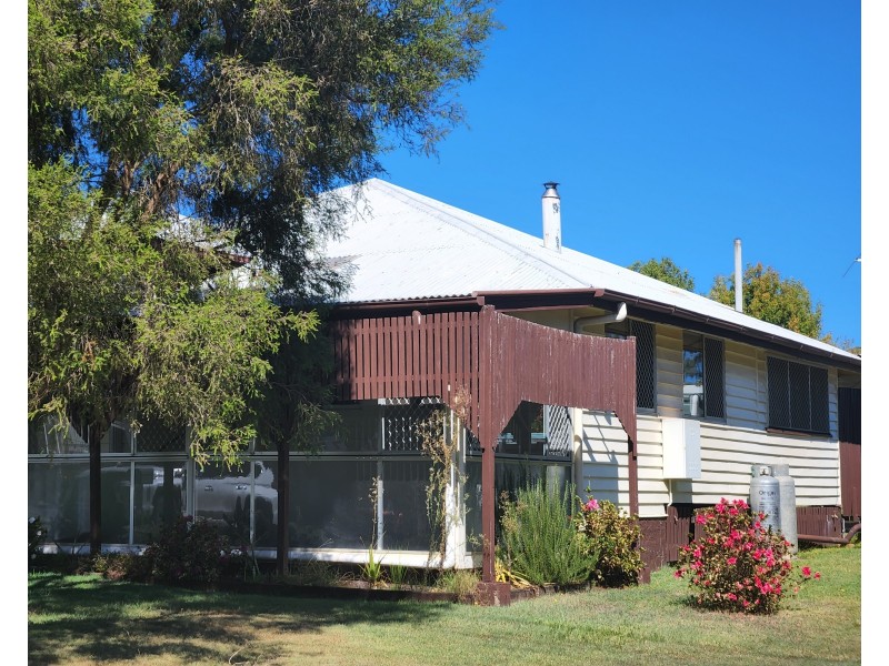 87 Coulson Street, Blackbutt QLD 4306