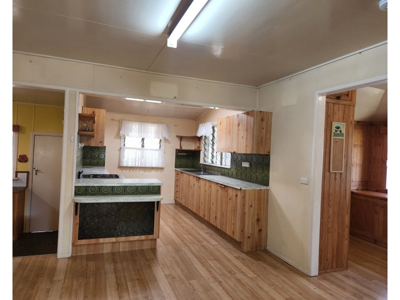 87 Coulson Street, Blackbutt QLD 4306
