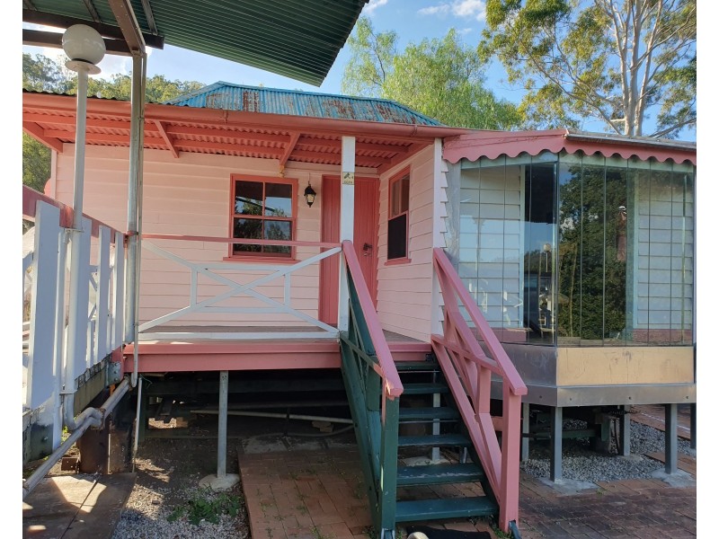 8481 D’Aguilar Highway, Moore QLD 4306