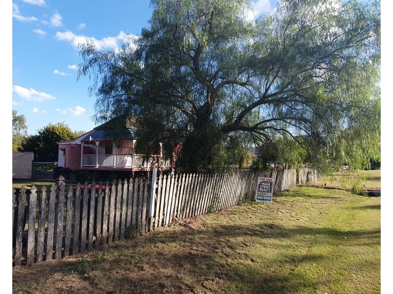 8481 D’Aguilar Highway, Moore QLD 4306