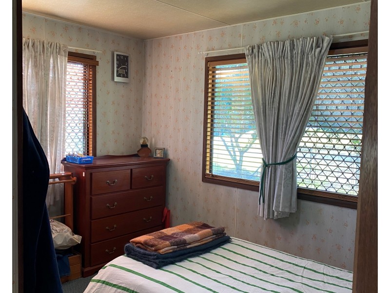 33 Fern Street, Blackbutt QLD 4306