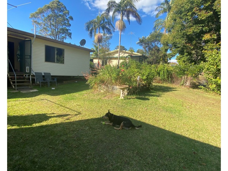 33 Fern Street, Blackbutt QLD 4306