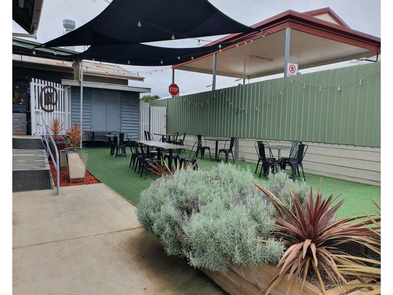 81 Drayton Street, Nanango QLD 4615