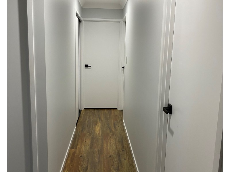 8 Hawthorne Street, Nanango QLD 4615