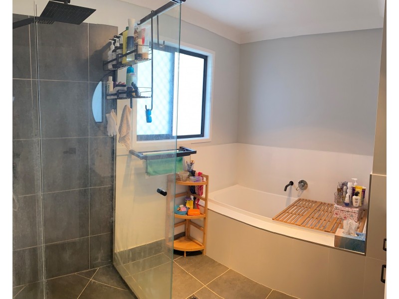 8 Hawthorne Street, Nanango QLD 4615