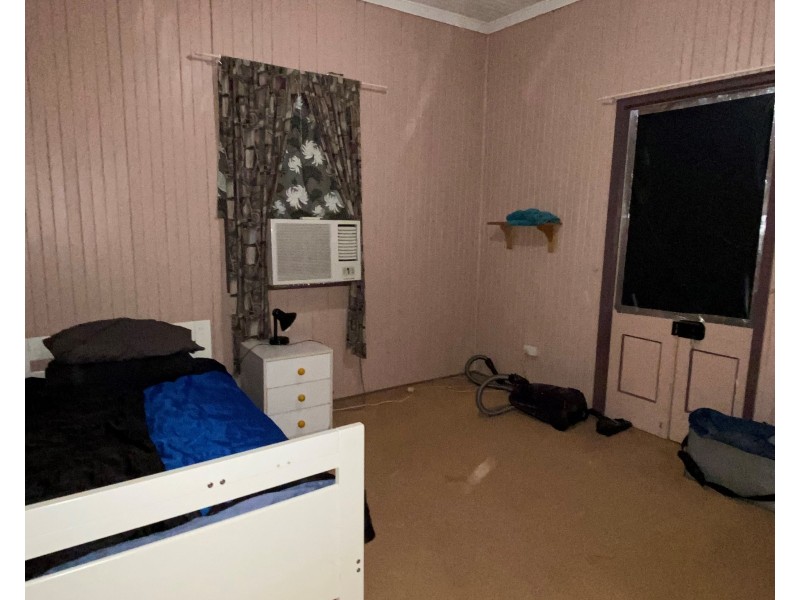 1 Browne Street, Yarraman QLD 4614