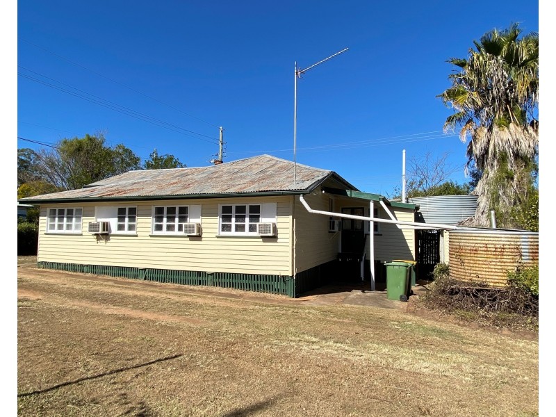 1 Browne Street, Yarraman QLD 4614