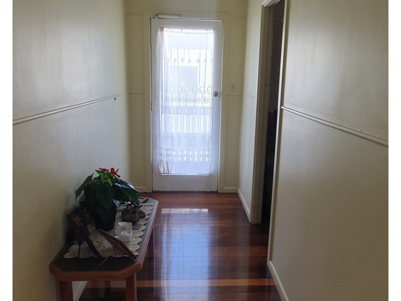 6 Douglas Street, Yarraman QLD 4614