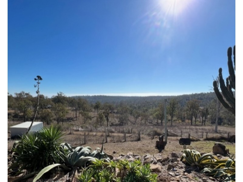 220 Wild Deer Drive, Taromeo QLD 4306