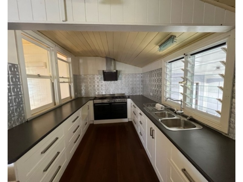 220 Wild Deer Drive, Taromeo QLD 4306