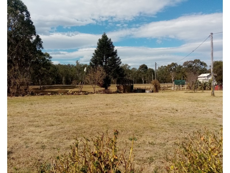 82 Fitzroy Street, Nanango QLD 4615