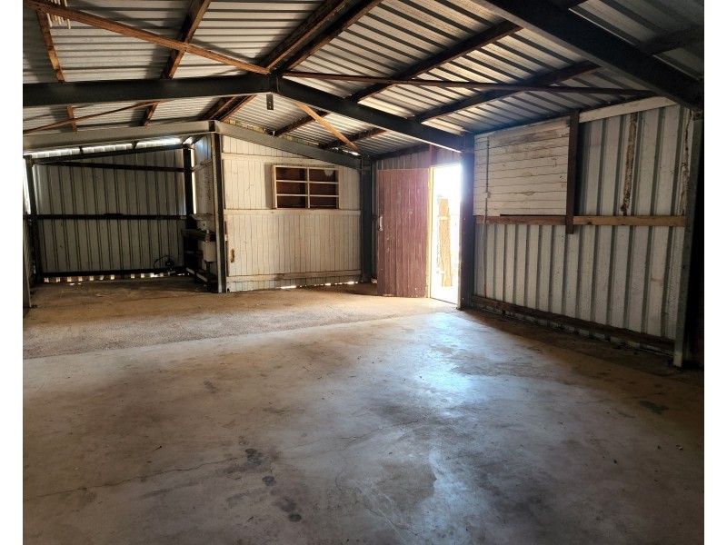 87 Greenhills Drive, Blackbutt QLD 4306