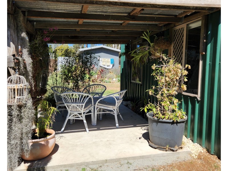 23 Steven Street, Benarkin QLD 4306