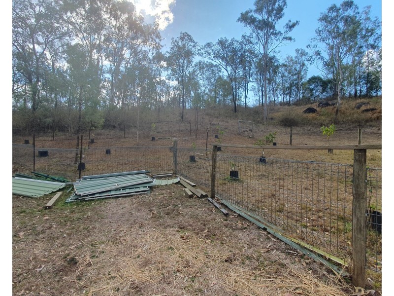 16 Diggings Road, South East Nanango QLD 4615