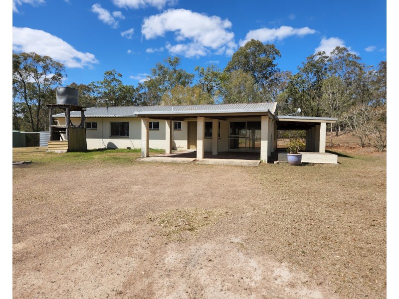 96 Langton road Blackbutt, Blackbutt QLD 4306