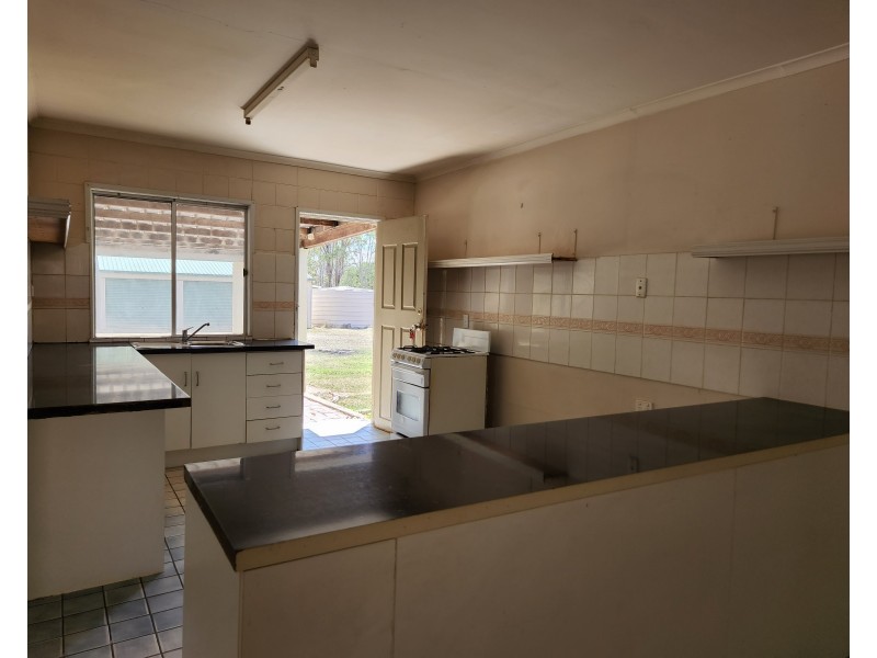 96 Langton road Blackbutt, Blackbutt QLD 4306